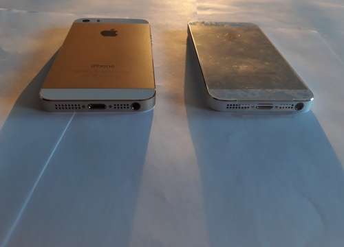 2x IPhone 5s brand new condition!!! - read description