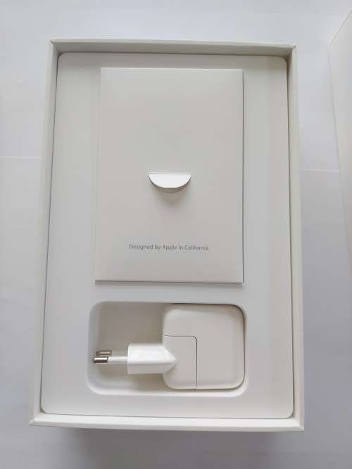 Apple iPad Mini 4 16GB WI-FI Space Grey Mint Condition!!