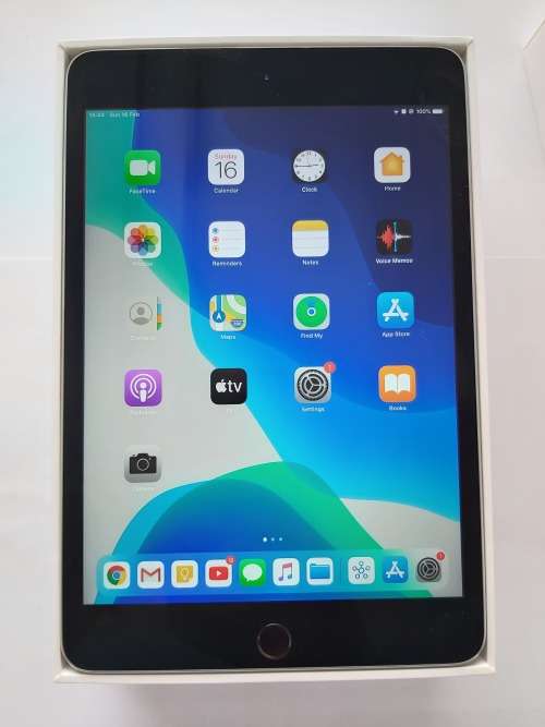 Apple iPad Mini 4 16GB WI-FI Space Grey Mint Condition!!
