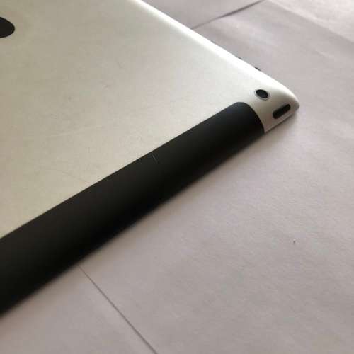 iPad 3 64GB WiFi & Cellular Space Grey, Cracked Screen