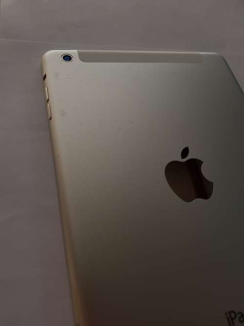 Apple iPad Mini 1 16GB WI-FI AND CELLULAR-SILVER