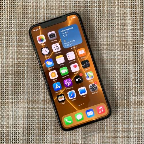 APPLE iPHONE XS GOLD 64GB NEW!