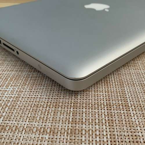 Apple MacBook Pro 13 Inch Mid 2012 - Intel Core i7 500GB SSD/8GB RAM (3 Month Warranty)