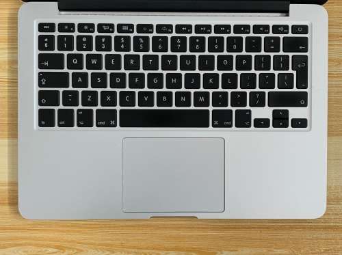 Apple MacBook Pro 13.3 Inch Retina Early 2015 - Intel Core i5 128GB SSD/8GB RAM (3 Month Warranty)