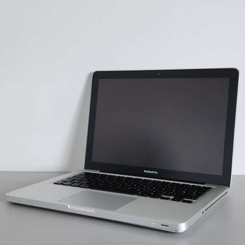 Apple MacBook Pro 13 Inch Mid 2012 Intel Core i5 128GB SSD/8GB RAM (SOLD AS IS-READ DESCRIPTION)