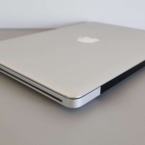 Apple MacBook Pro 13 Inch Mid 2012 Intel Core i5 128GB SSD/8GB RAM (SOLD AS IS-READ DESCRIPTION)