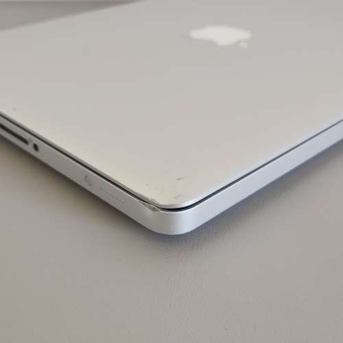 Apple MacBook Pro 13 Inch Mid 2012 Intel Core i5 128GB SSD/8GB RAM (SOLD AS IS-READ DESCRIPTION)