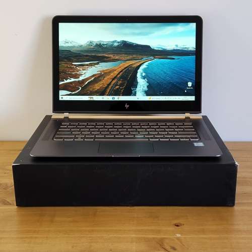 HP Spectre 13 UltraBook Intel Core i5 256GB SSD/8GB RAM