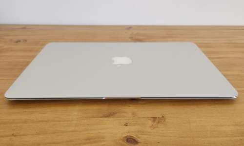 Apple MacBook Air 13 Inch Early 2014 Intel Core i5 256GB SSD/4GB RAM (1 Month Warranty)