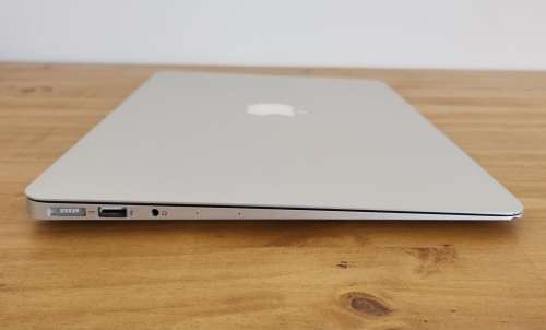Apple MacBook Air 13 Inch Early 2014 Intel Core i5 256GB SSD/4GB RAM (1 Month Warranty)