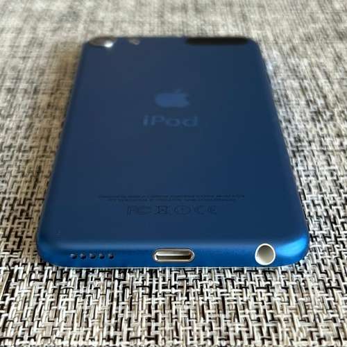Apple iPod Touch 6TH Gen Blue 32GB (1 Month Warranty)