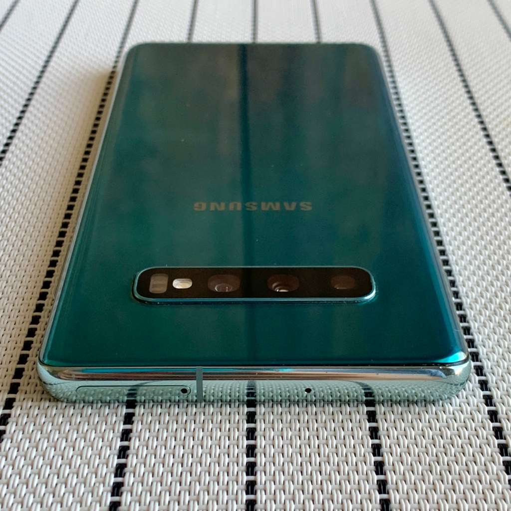 Samsung Galaxy S10 Plus Prism Green 128GB (1 Month Warranty)
