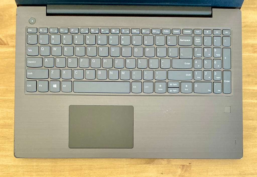 Lenovo Ideapad V330 15.6 Inch Notebook Intel Core i5 8TH GEN 256GB SSD/8GB RAM (1 Month Warranty)