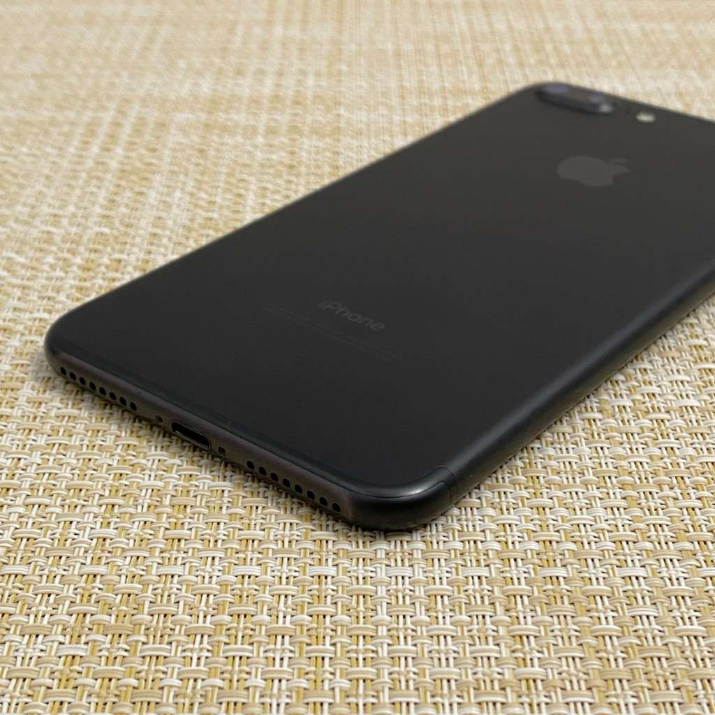 Apple iPhone 7 Plus Matte Black 128GB (1 Month Warranty)