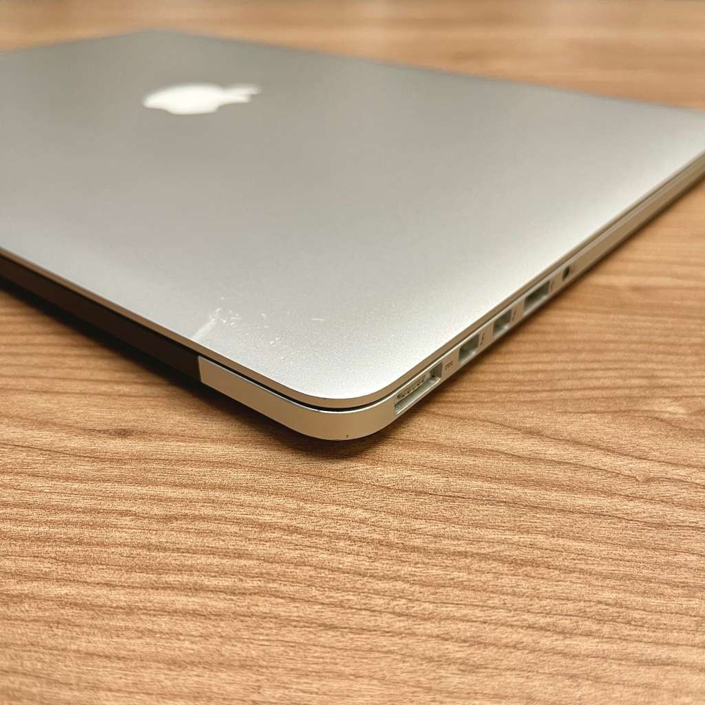 Apple MacBook Pro 15 Inch Retina 2012 | PARTS ONLY | READ AD!