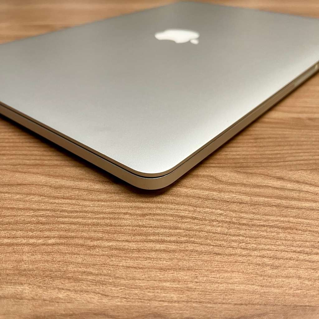 Apple MacBook Pro 15 Inch Retina 2012 | PARTS ONLY | READ AD!