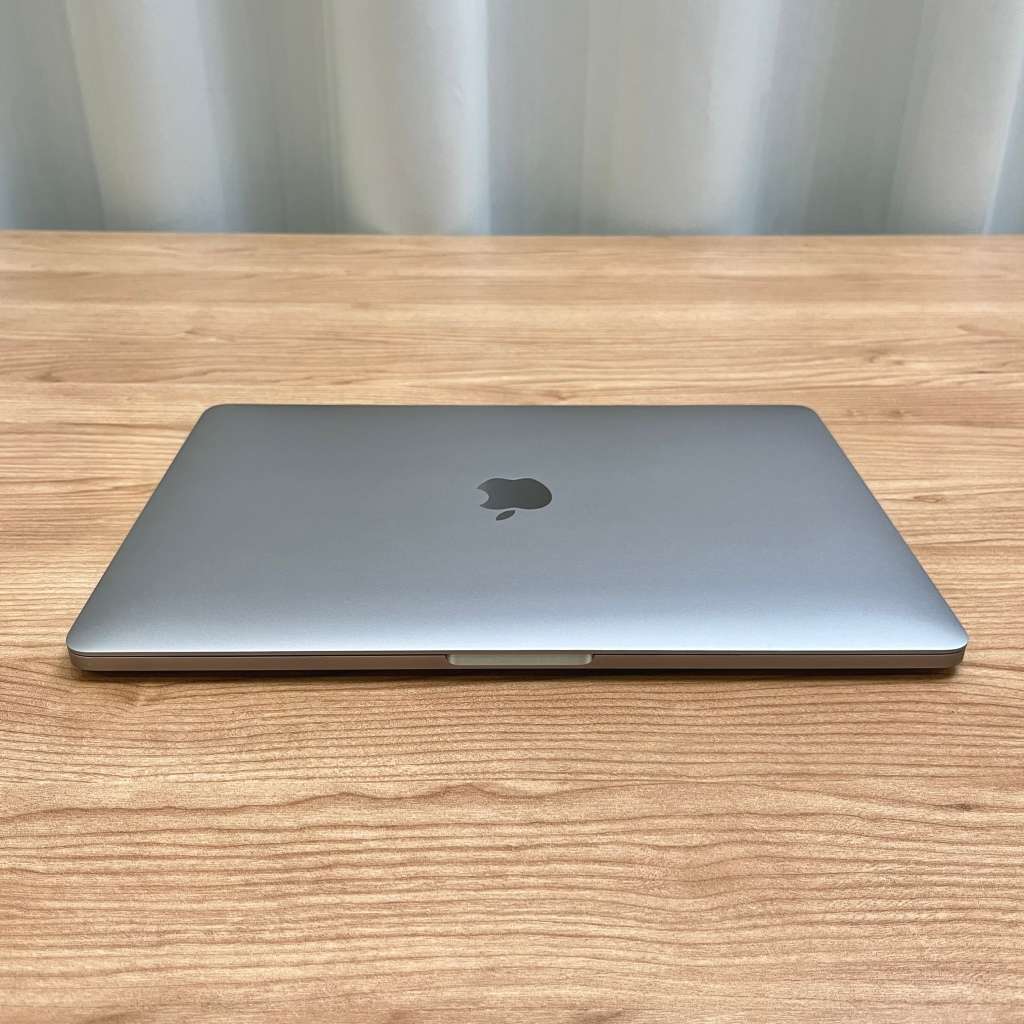 Apple MacBook Pro 13 Inch 2017 | Space Grey | Intel Core i5 | 128GB SSD/8GB RAM | READ AD!