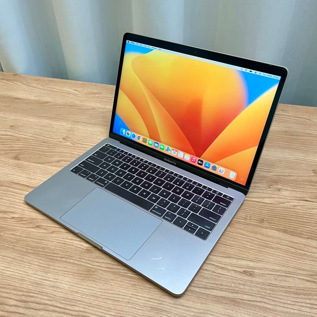 Apple MacBook Pro 13 Inch 2017 | Space Grey | Intel Core i5 | 128GB SSD/8GB RAM | READ AD!
