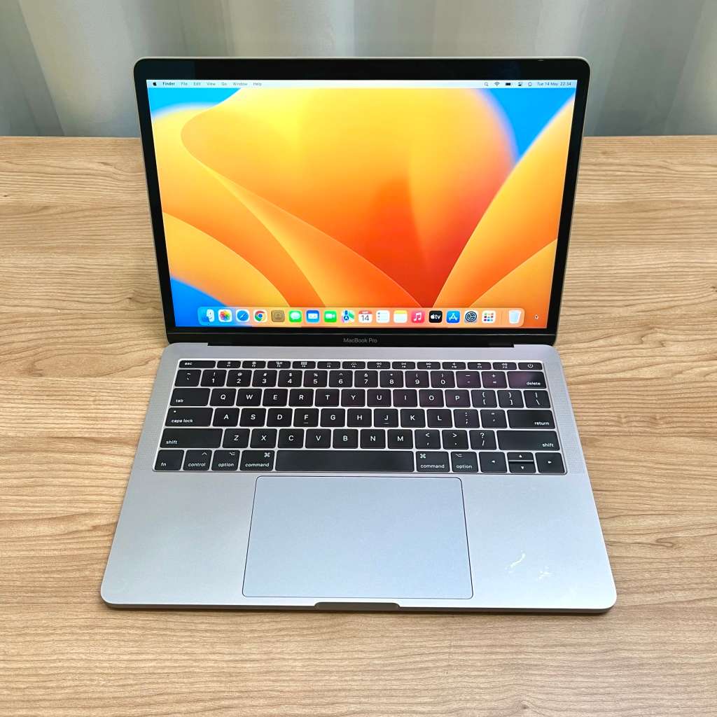 Apple MacBook Pro 13 Inch 2017 | Space Grey | Intel Core i5 | 128GB SSD/8GB RAM | READ AD!