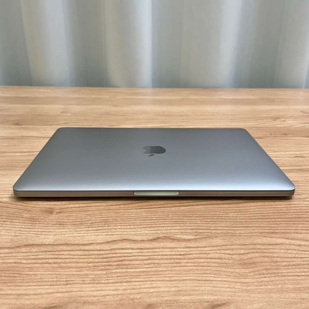 Apple MacBook Pro 13 Inch 2017 | Space Grey | Intel Core i5 | 256GB SSD/8GB RAM | (3 Month Warranty)