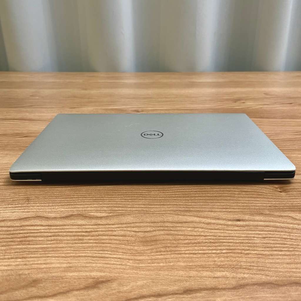 Dell XPS 13 9370 UltraBook | Intel Core i5 | 256GB SSD/8GB RAM | (3 Month Warranty)