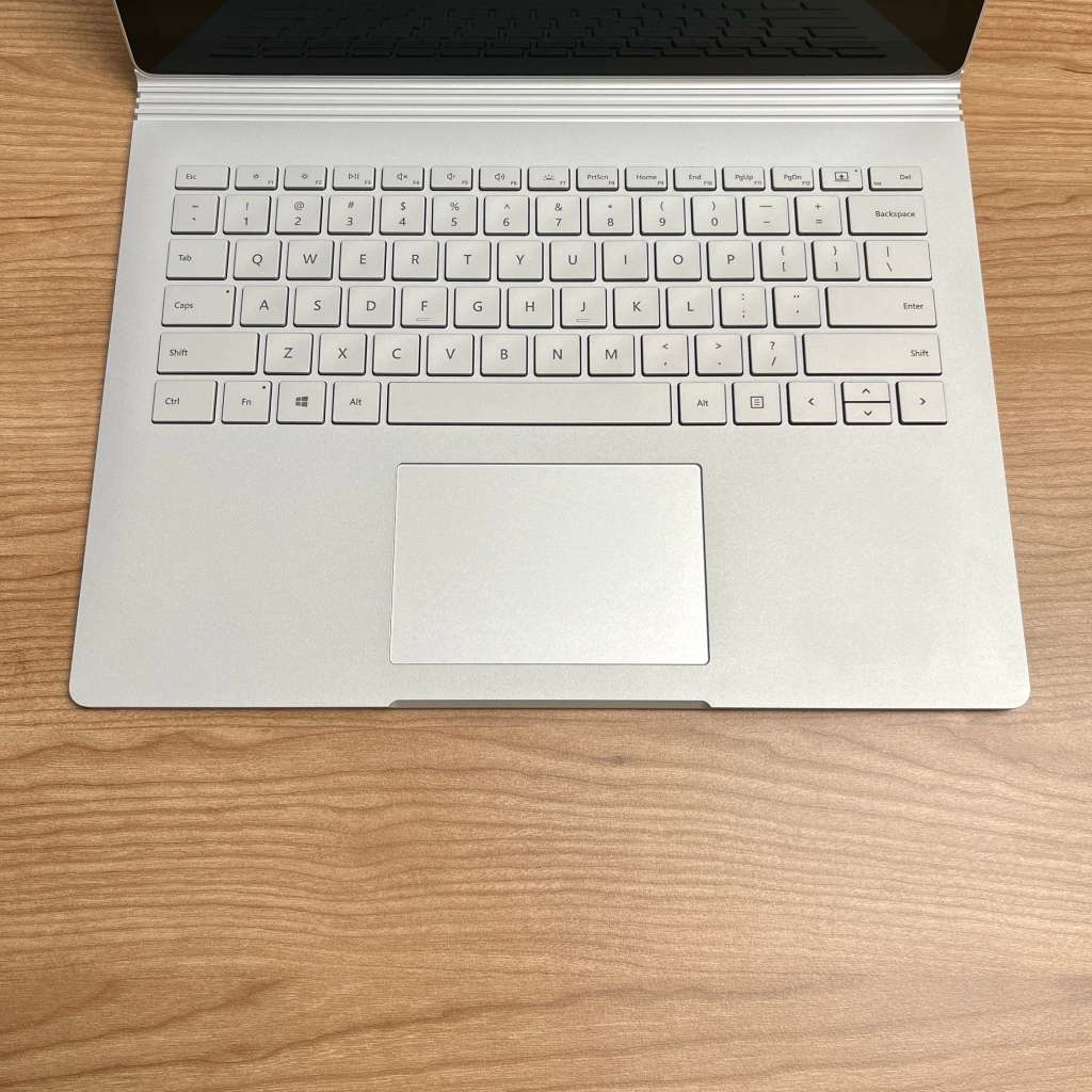 Microsoft Surface Book 2 13.5 Inch | Intel Core i5 | 256GB SSD | 8GB RAM | (3 Month Warranty)