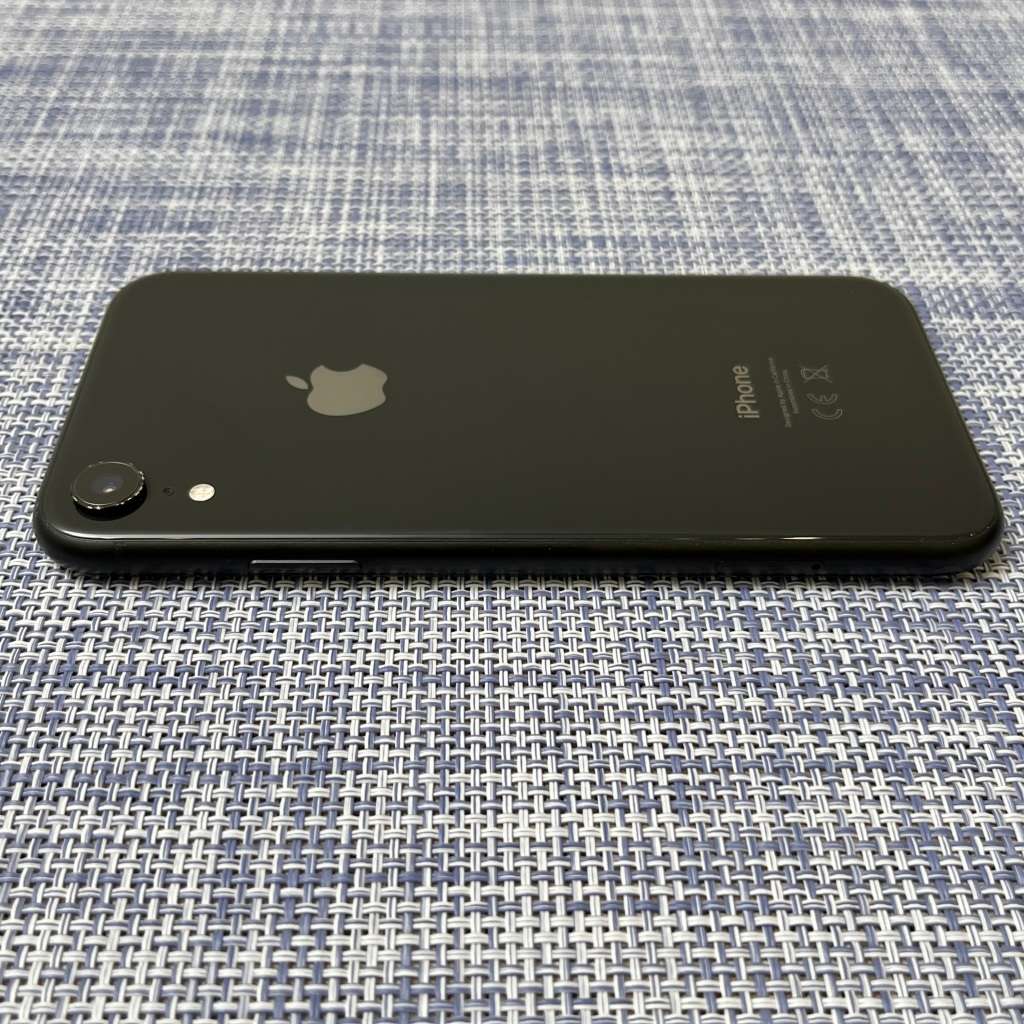 Apple iPhone Xr Black 64GB (1 Month Warranty)