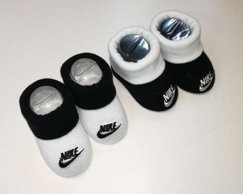 NIKE Newborn Booties