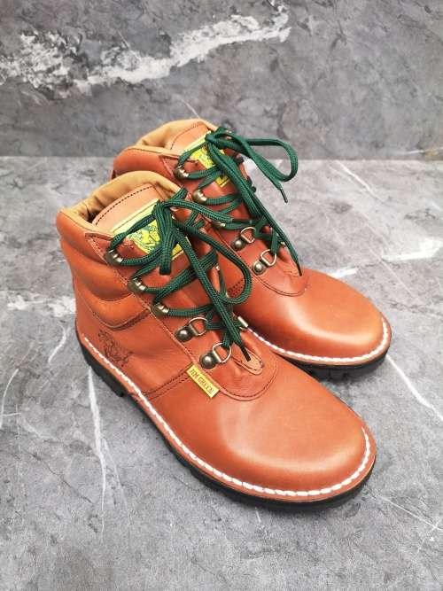 Jim Green Highlander Tan