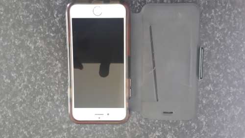 Iphone 6 64GB in good working condition.