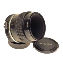 Nikon Ai-s Micro-Nikkor 55mm f2,8***Very Nice Macro***