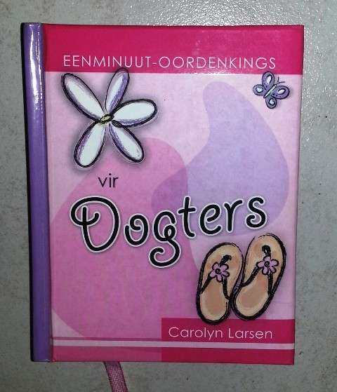 Een Minuut Oordenkings vir Dogters (Carolyn Larsen)