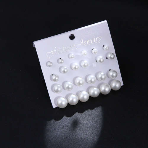 ***12 PAIRS*** OF PEARL COLOR STUDS
