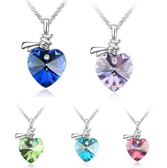 CRYSTAL HEART RHINESTONE NECKLACE WITH CHAIN 18 CM LONG