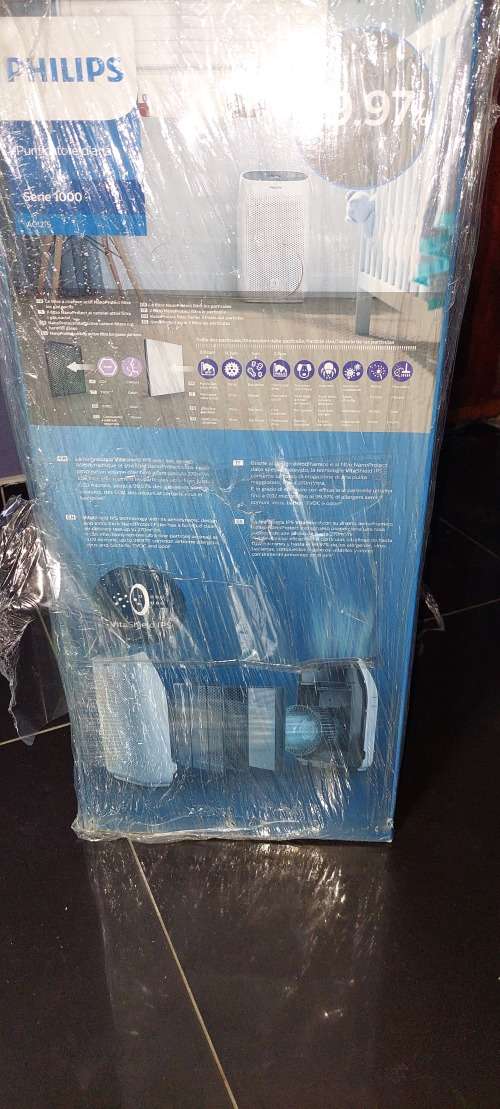 Brand New Philips 1000 Series Air Purifier and extra Hepa filter