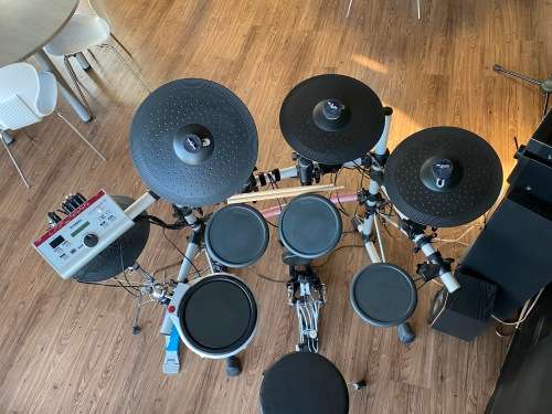 Yamaha DTXPRESS IV Special Electronic Drum Kit - Exceptional