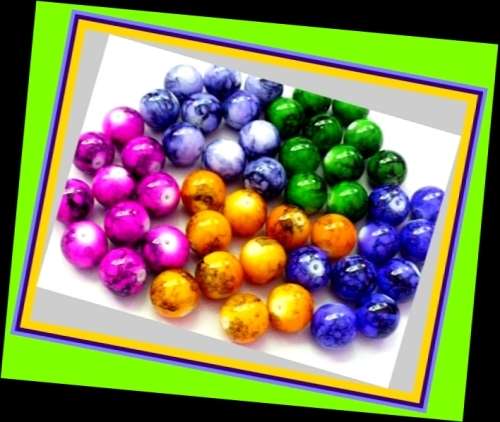 ~~~~CLEARANCE~~~~ LOVELY SELECTION GLASS BEADS