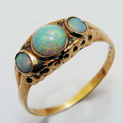VERY OLD ( before 1920 ) Solid 9ct Gold & genuine Opal ring - Size 11