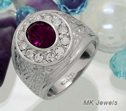 !!! GORGEOUS !!! Simulated diamond & Amethyst Ring - Size 8