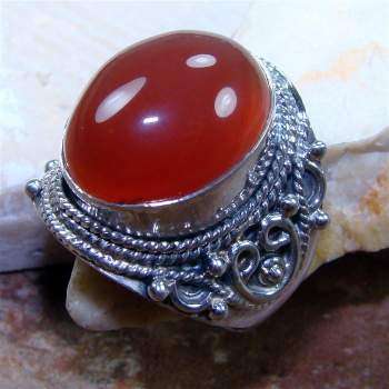Breathtaking SOLID Sterling Silver Natural Carnelian Ring - Size 7