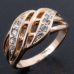 Stunning 18ct Gold Finish diamond simulated Ring - Size 7
