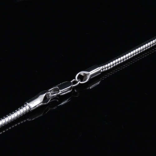 Stunning 2.6mm x 40cm long snake necklace in 18ct white Gold Clad