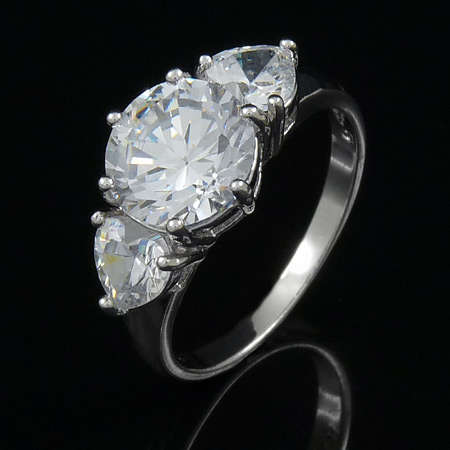 Gorgeous Heart Shaped & Round cut Diamond cz stones set in 18ct Gold Clad - Size 6.5