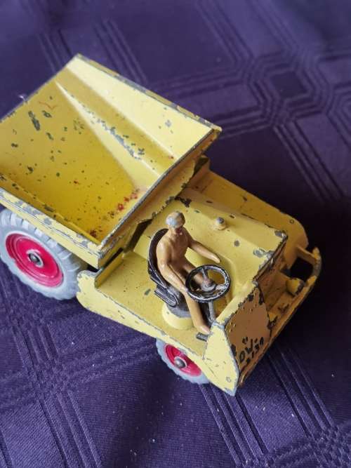 Dinky dumper in used condition. Not Corgi