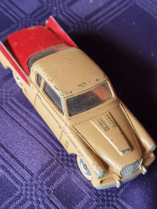 Dinky 169 Studebaker red. Good condition Not Corgi