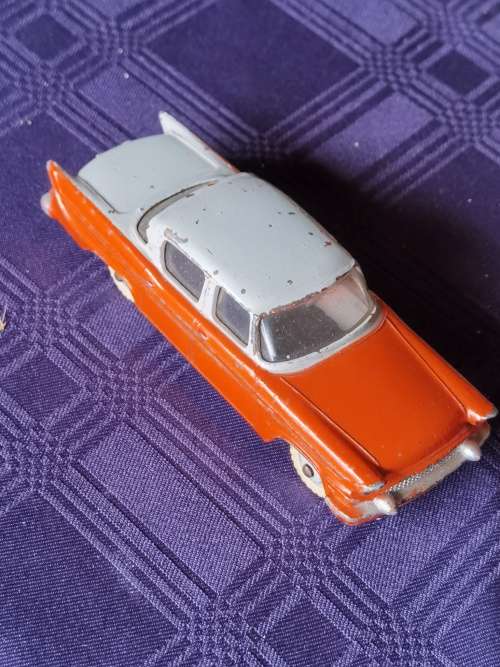Dinky 190 Packard. Very good.  Not Corgi