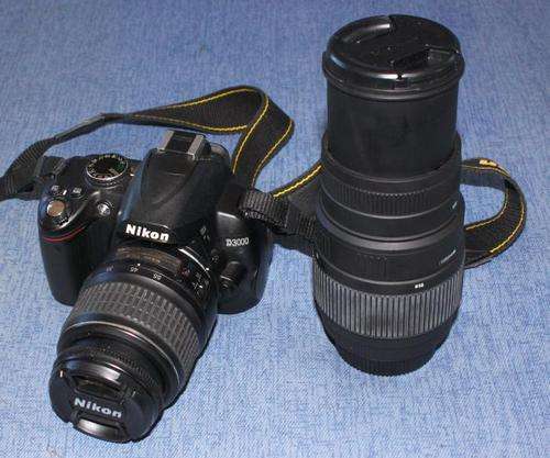 NIKON D3000 WITH 28-55MM STANDARD LENS AND 70-300MM SIGMA LENS