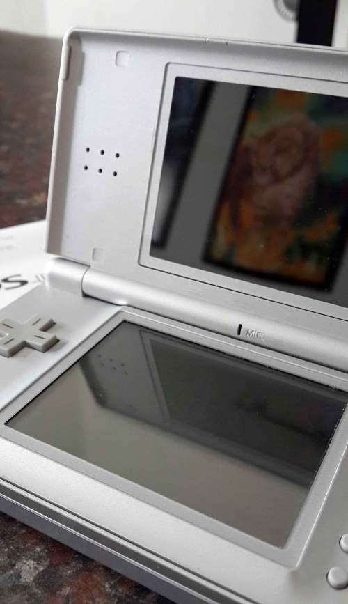 Nintendi DS Lite