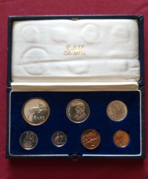 Beautiful 1968 short proof set.