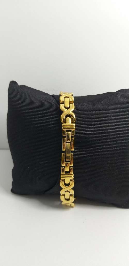 Hallmark ladies wrist watch. Good working condition